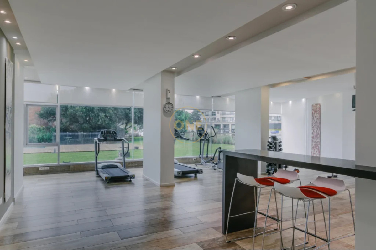 Apartamento ID.2236 - Apartamento de Lujo 3 Dormitorios 3 baños piso alto vistas