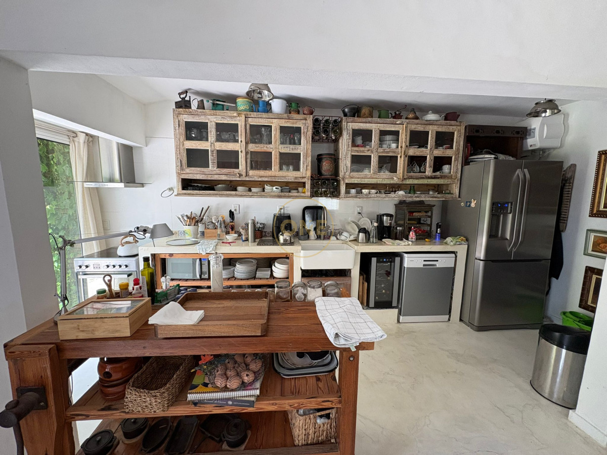 Casa ID.2260 - Chalet en Tenis Ranch en Venta o Alquiler Anual 3200 usd 