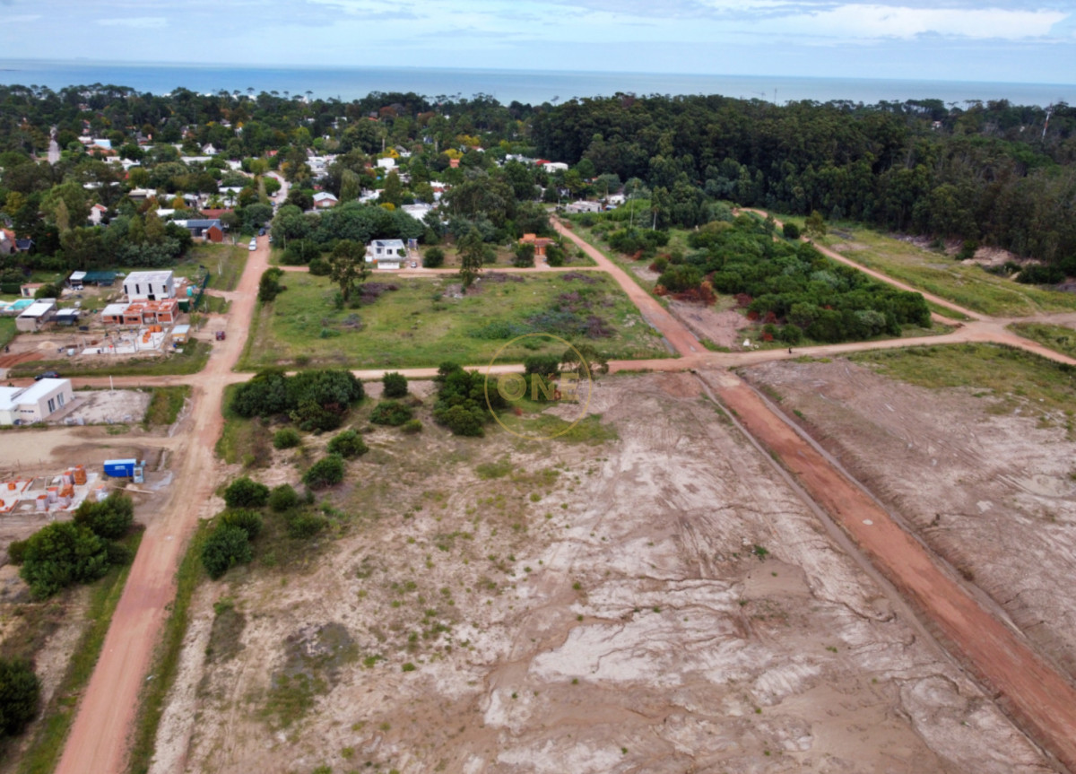 Terreno ID.2055 - Terrenos Jardines de Pinares, Ultimos lotes apto PH 27 mansa