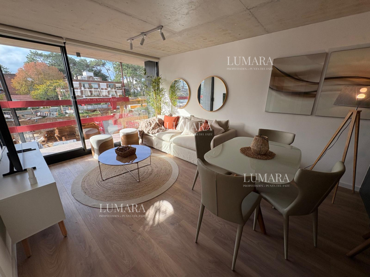 Apartamento ID.1974 - Torres del Este excelente orientación y vistas en piso 10 