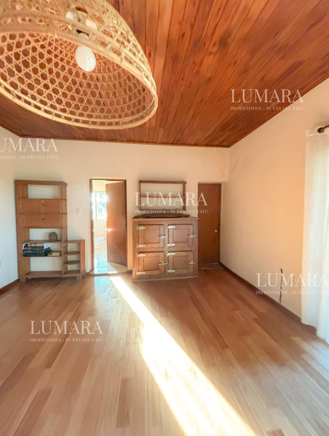 Chacra ID.3766 - Chacra 24.779 m2 con Challet de 425m2 en Zona Residencial 