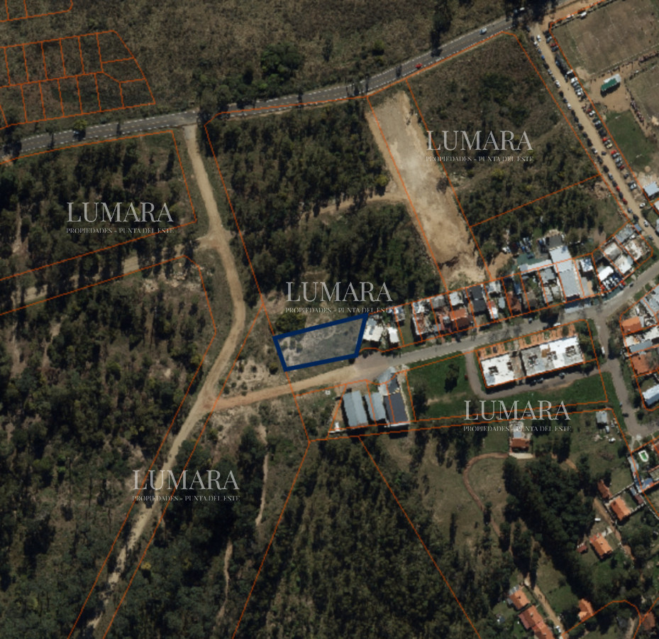 Terreno ID.2905 - Terreno 1318 m2 Apto PB+4 FOT 250 ANV