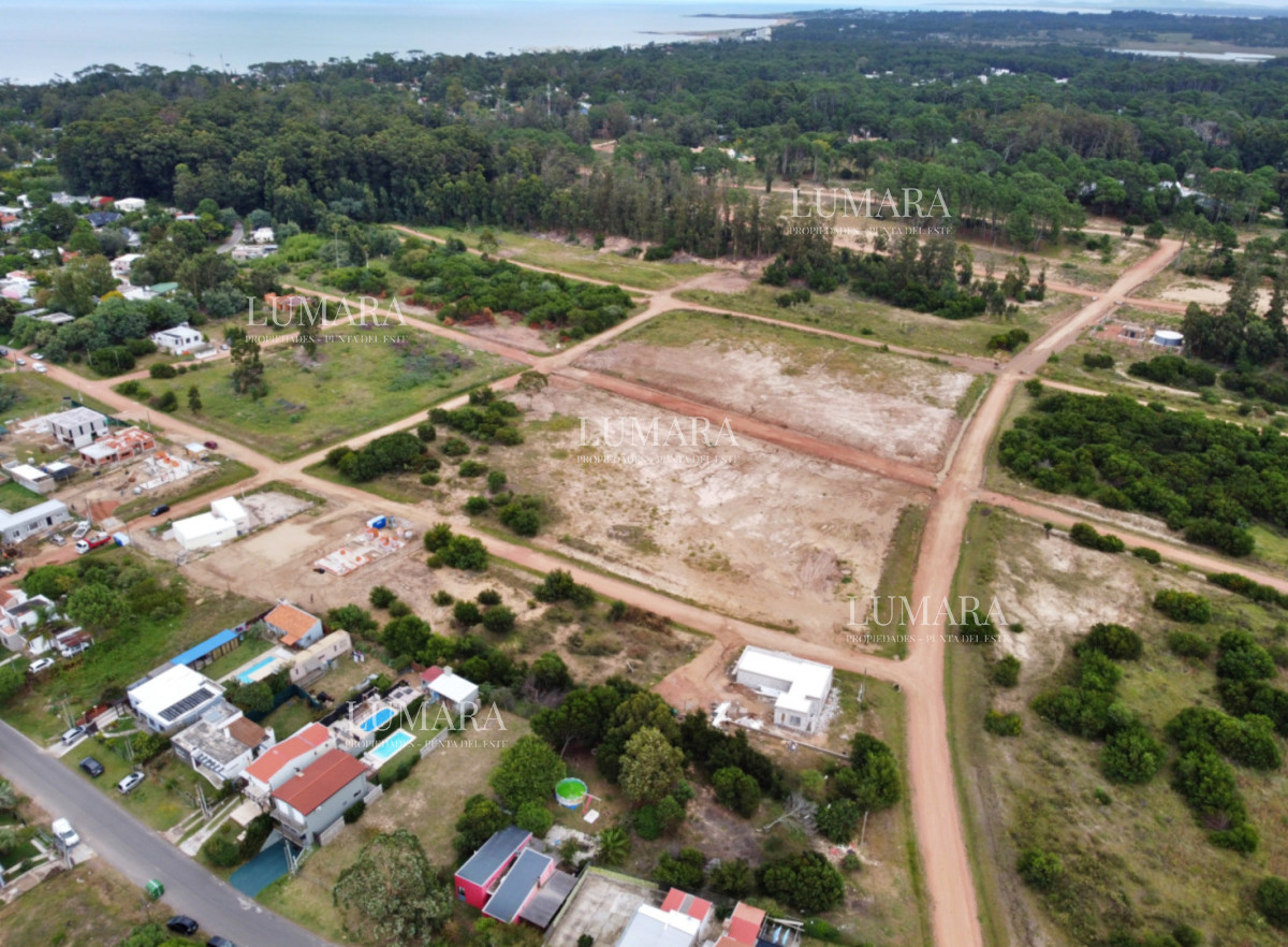 Terreno ID.2792 - Terrenos Jardines de Pinares, Ultimos lotes apto PH 27 mansa