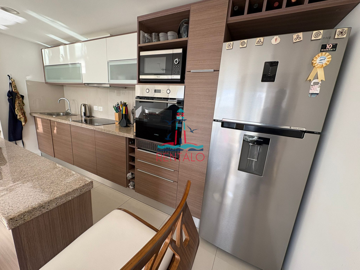 Apartamento ID.257 - Apartamento de 2 dormitorios  en venta Punta del Este con excelentes vistas y amenities