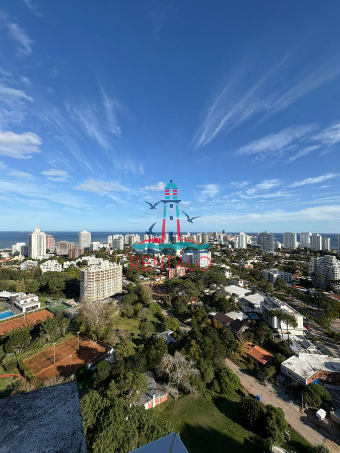 Apartamento ID.257 - Apartamento de 2 dormitorios  en venta Punta del Este con excelentes vistas y amenities