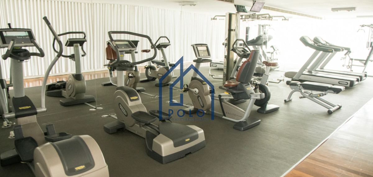 Apartamento ID.147 - Venta Departamento1 Dormitorio de lujo Frente Punta a Shopping servicio Playa