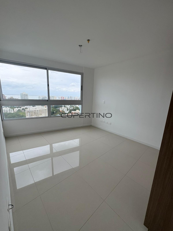 Apartamento ID.438 - Apartamento de 3 dormitorios con excelentes Vistas y Amenities