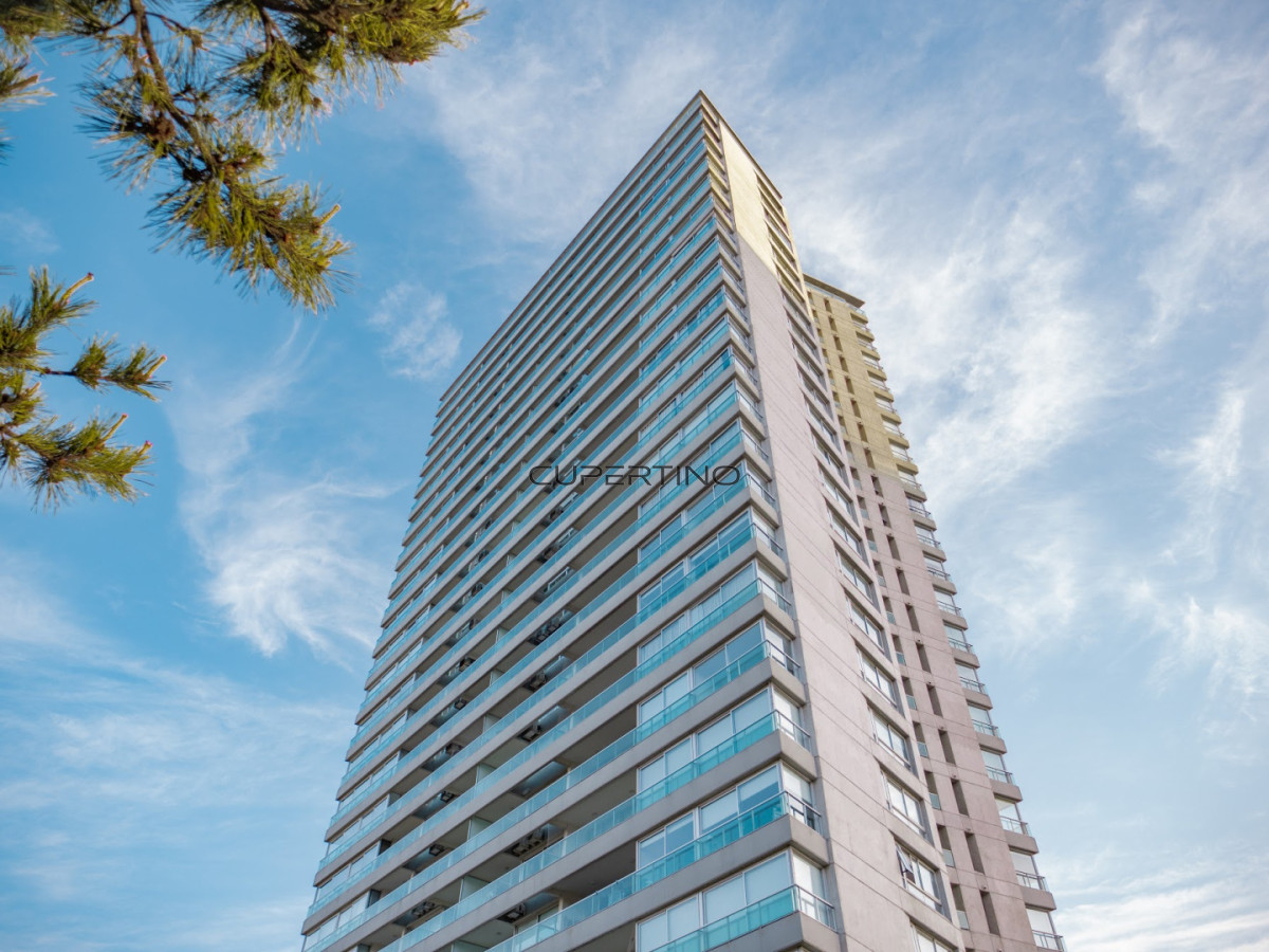 Apartamento ID.438 - Apartamento de 3 dormitorios con excelentes Vistas y Amenities