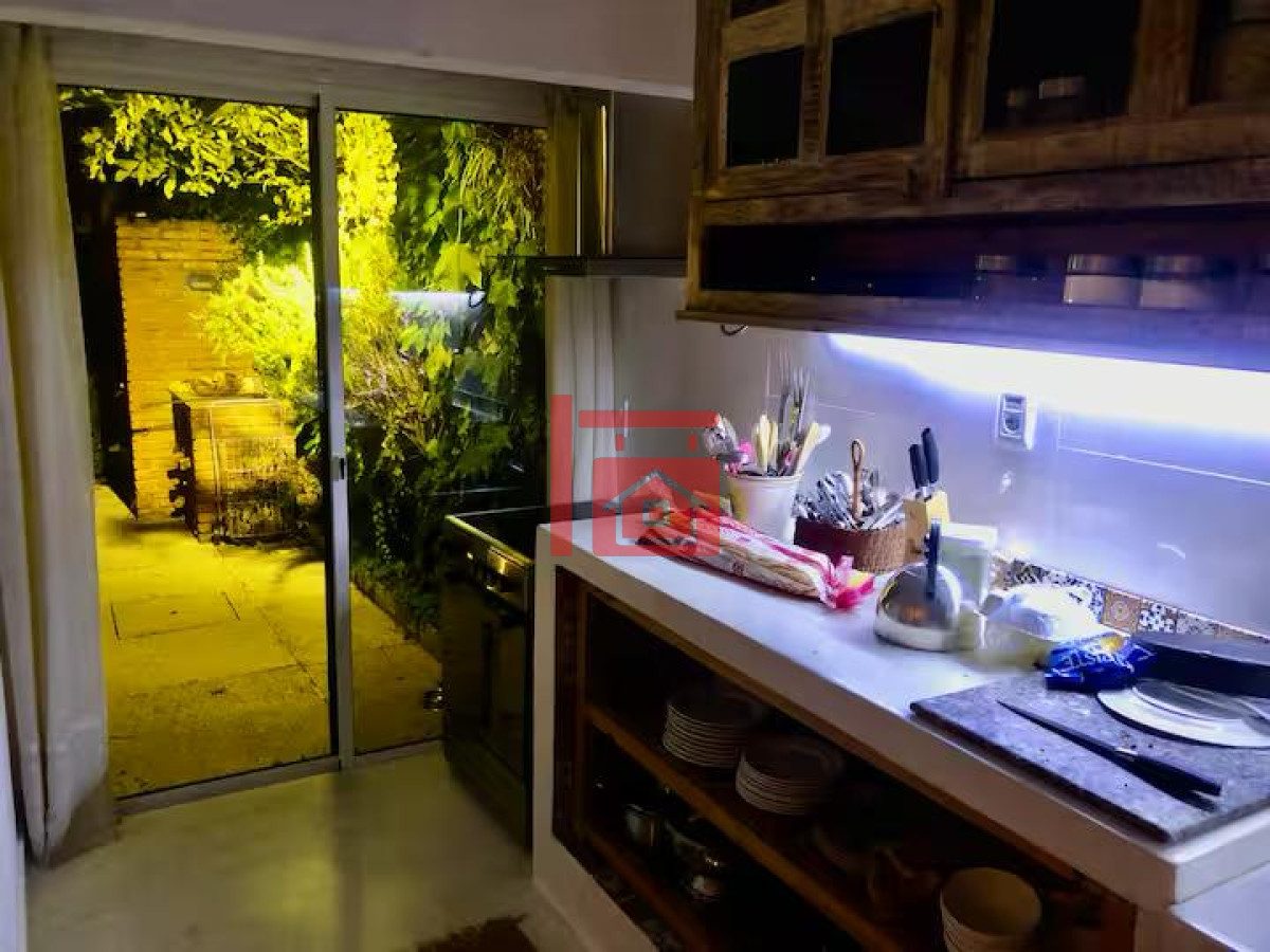 Casa ID.111 - Chalet en Tenis Ranch en Alquiler Anual 3500 usd 