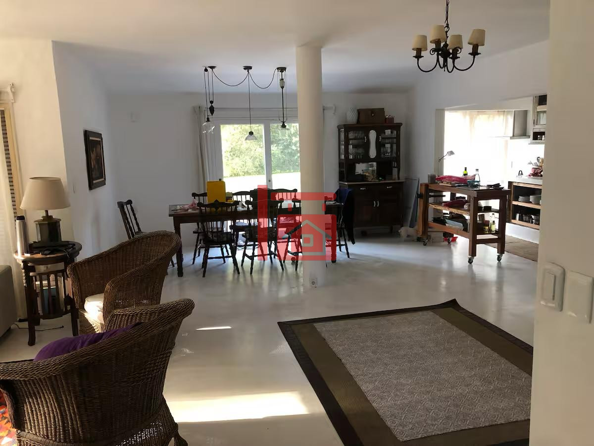 Casa ID.111 - Chalet en Tenis Ranch en Alquiler Anual 3500 usd 