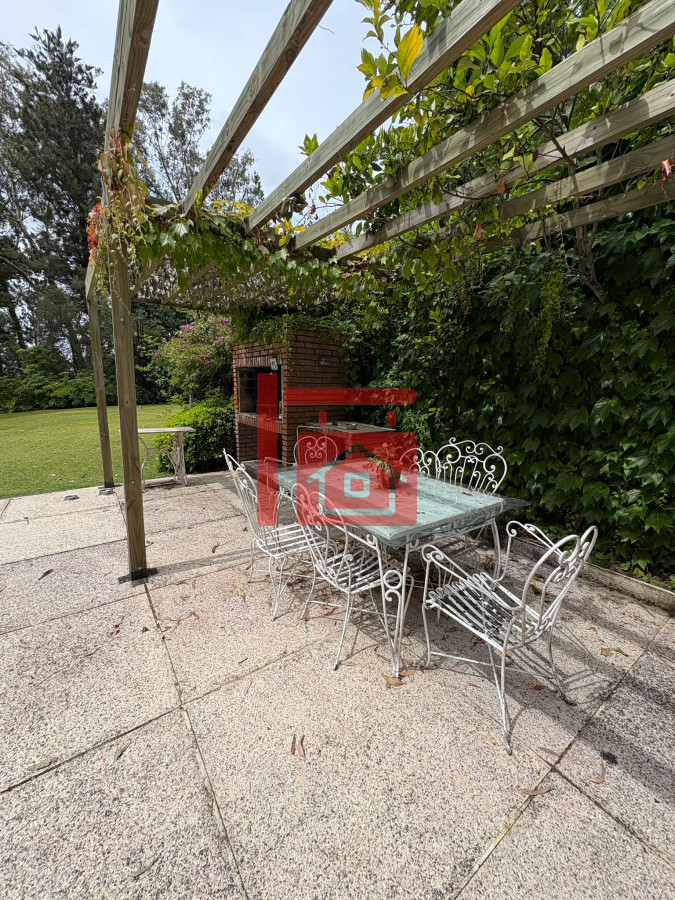 Casa ID.111 - Chalet en Tenis Ranch en Alquiler Anual 3500 usd 