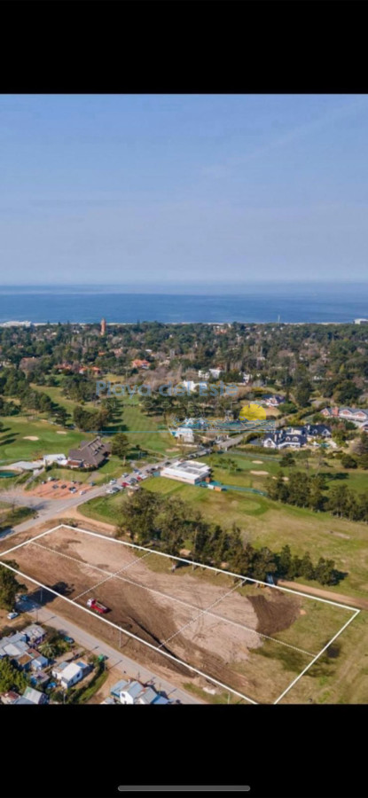 Golf - GoPunta - Portal Inmobiliario de Punta del Este - Maldonado