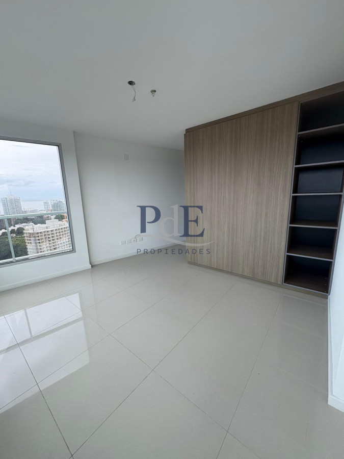 Apartamento en venta | 3 dormitorios | Roosevelt y Pedragosa Sierra | Punta del Este - Imagen 1