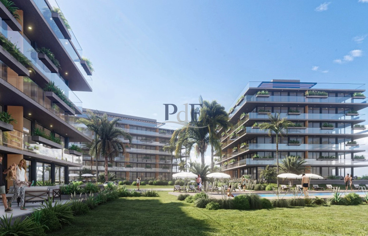 Espectacular apartamento frente a Playa Mansa, 1 Dormitorio Bajos Gastos 