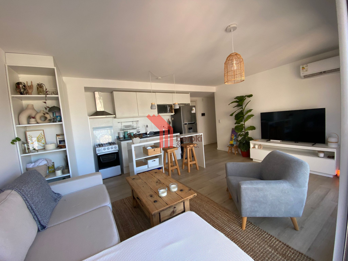 Apartamento ID.111 - Ap 2 dormitorios Rodo esq Acevedo Diaz Montevideo