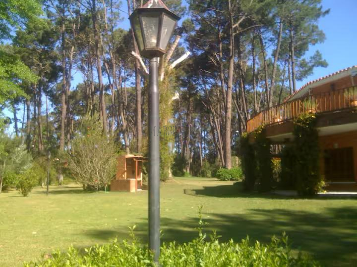 Casa ID.63 - Chalet en Tenis Ranch en Alquiler Anual 3500 usd 