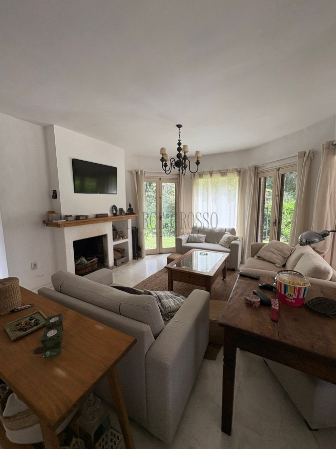 Casa ID.63 - Chalet en Tenis Ranch en Alquiler Anual 3500 usd 