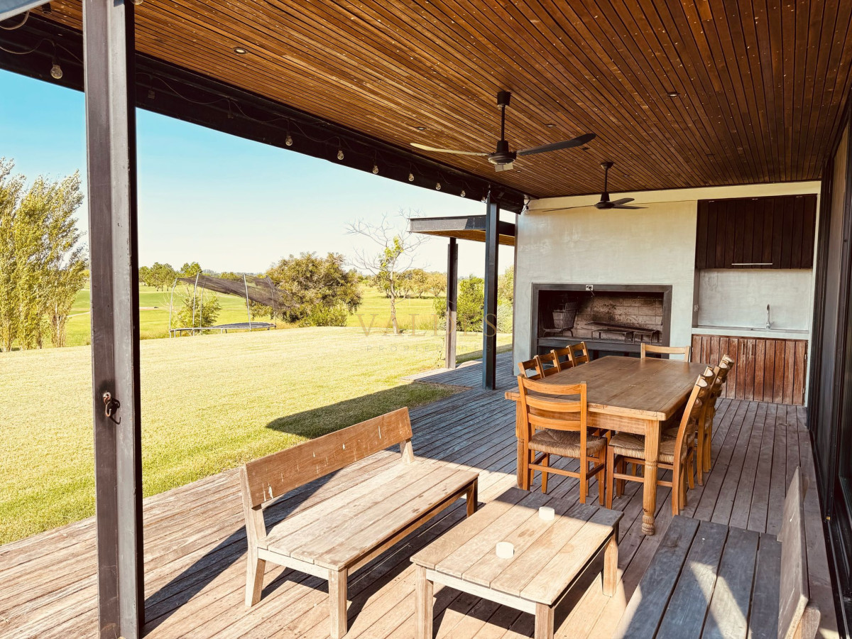 Casa ID.4987 - ? Propiedad Exclusiva en Carmelo Golf & Resort