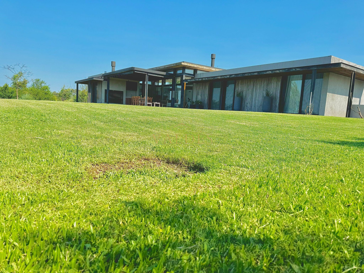 Casa ID.4987 - ? Propiedad Exclusiva en Carmelo Golf & Resort