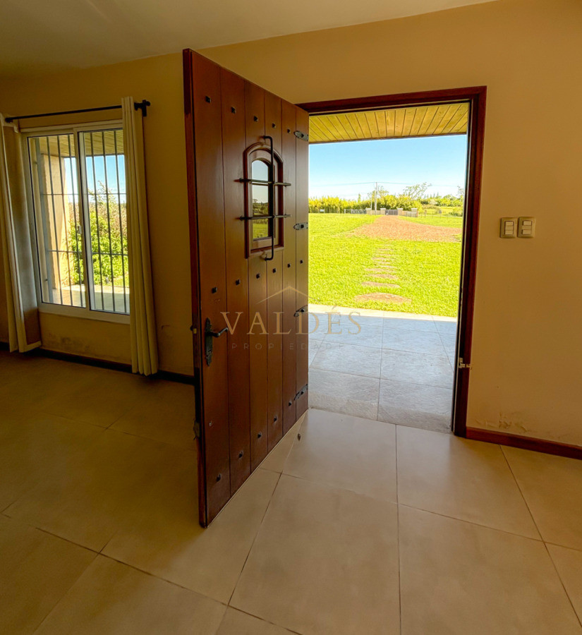 Chacra ID.5024 - Chacra 24.779 m2 con Challet de 425m2 en Zona Residencial 