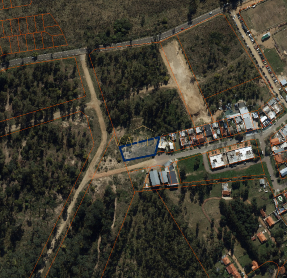 Terreno ID.5057 - Terreno 1318 m2 Apto PB+4 FOT 250 ANV