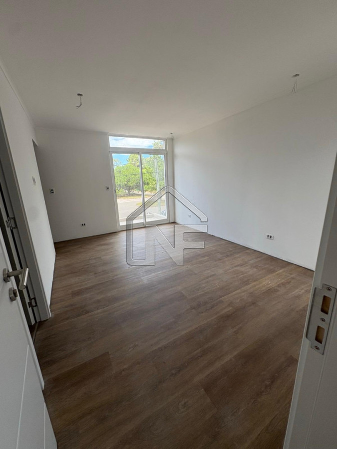 Casa ID.78 - Casa a Estrenar Jardines de Cordoba sobre Avenida 3 Dorimtorios