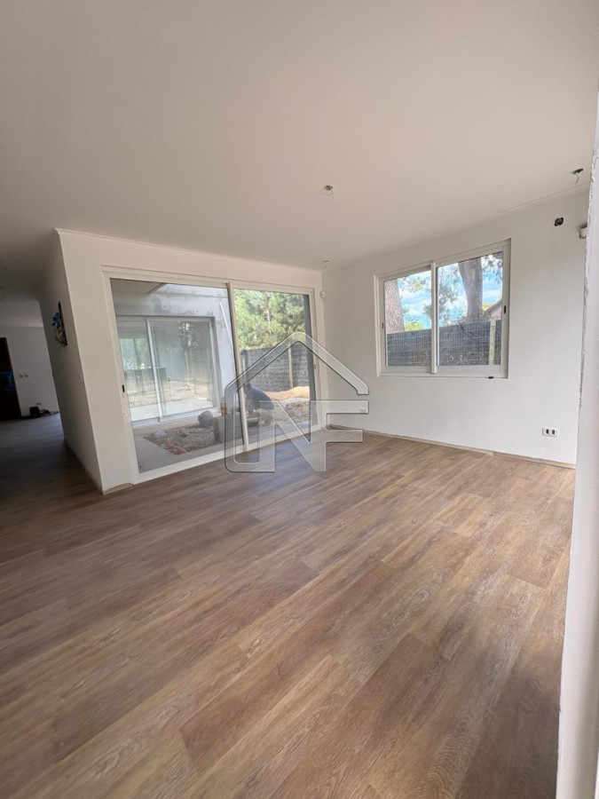 Casa ID.78 - Casa a Estrenar Jardines de Cordoba sobre Avenida 3 Dorimtorios