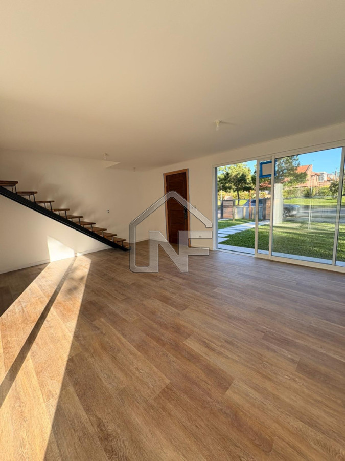 Casa ID.78 - Casa a Estrenar Jardines de Cordoba sobre Avenida 3 Dorimtorios