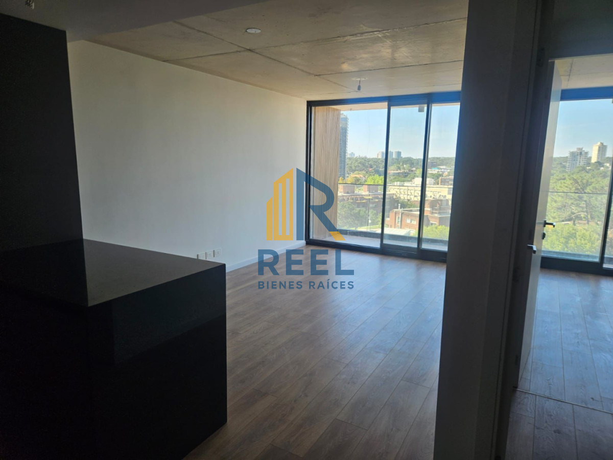 Apartamento ID.6 - Torres del Este excelente orientación y vistas en piso 10 