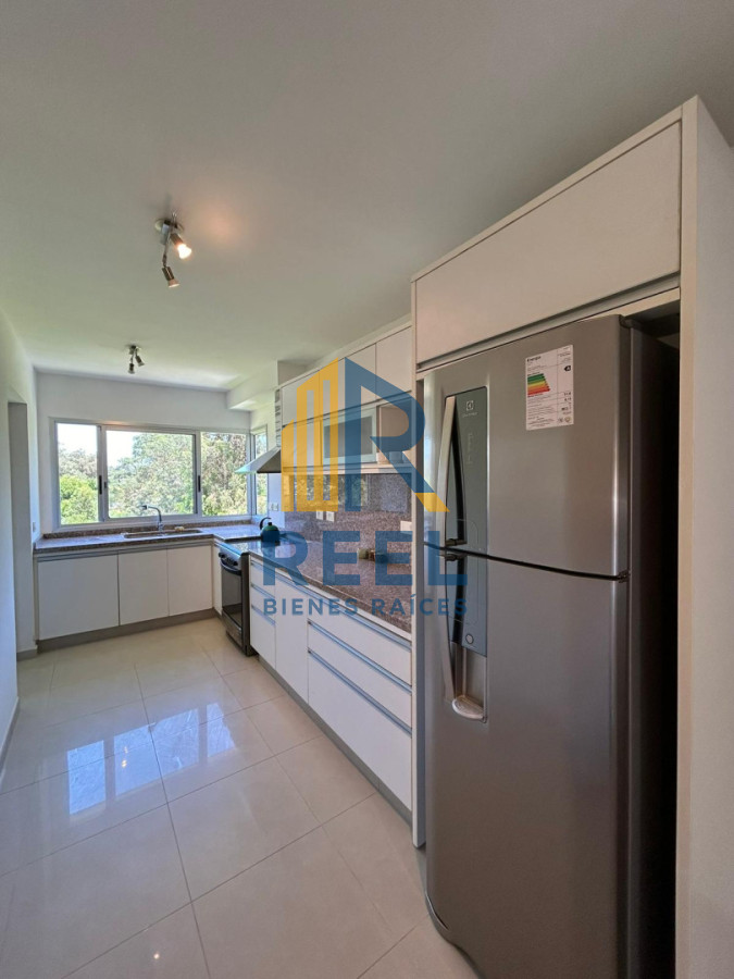 Apartamento ID.256 - Penthouse 22 Brava 2 dormitorios 2 baños gran terraza 100m2