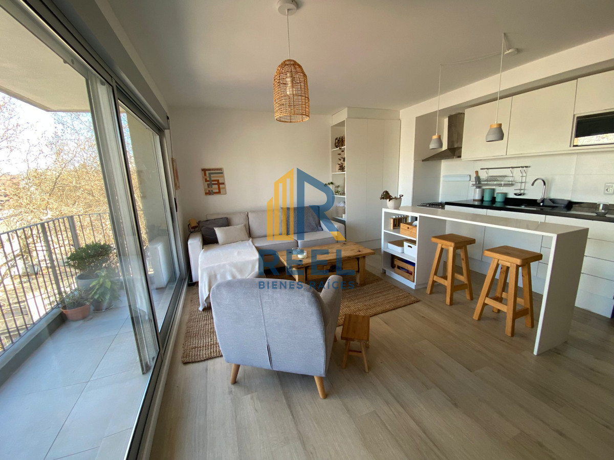 Apartamento ID.94 - Ap 2 dormitorios Rodo esq Acevedo Diaz Montevideo