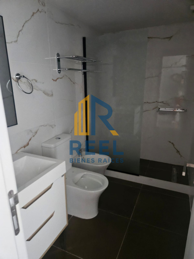 Apartamento ID.6 - Torres del Este excelente orientación y vistas en piso 10 