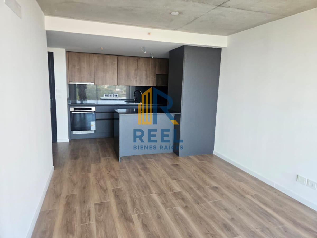 Apartamento ID.6 - Torres del Este excelente orientación y vistas en piso 10 