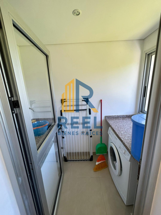 Apartamento ID.256 - Penthouse 22 Brava 2 dormitorios 2 baños gran terraza 100m2