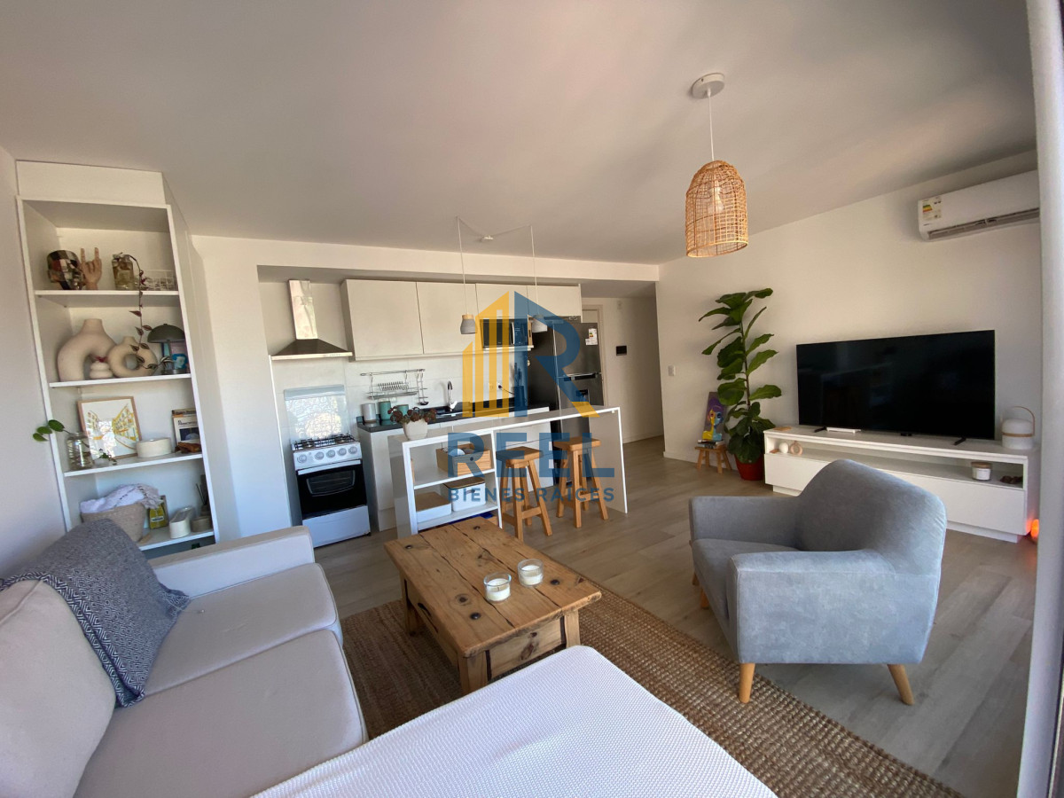 Apartamento ID.94 - Ap 2 dormitorios Rodo esq Acevedo Diaz Montevideo