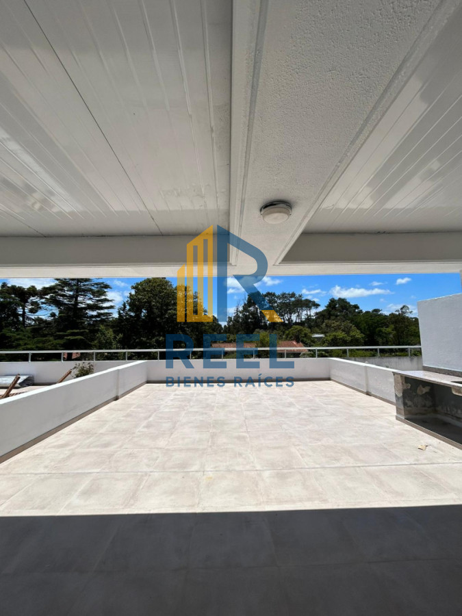 Apartamento ID.256 - Penthouse 22 Brava 2 dormitorios 2 baños gran terraza 100m2