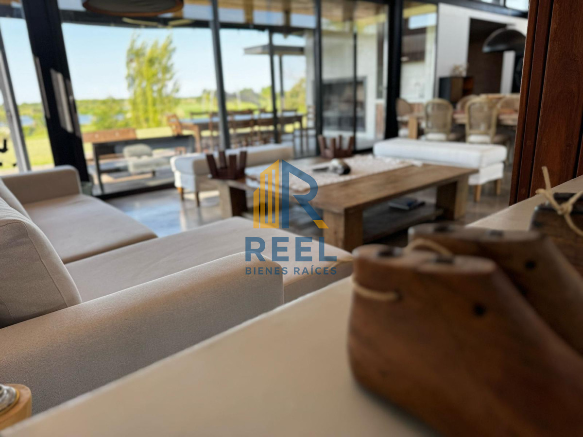 Casa ID.218 - 🏡 Propiedad Exclusiva en Carmelo Golf & Resort