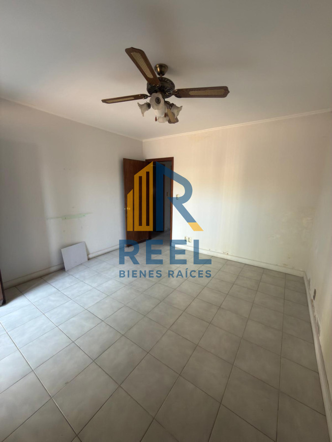 Casa ID.220 - Casa 4 dormitorios 3 baños Paysandu centro