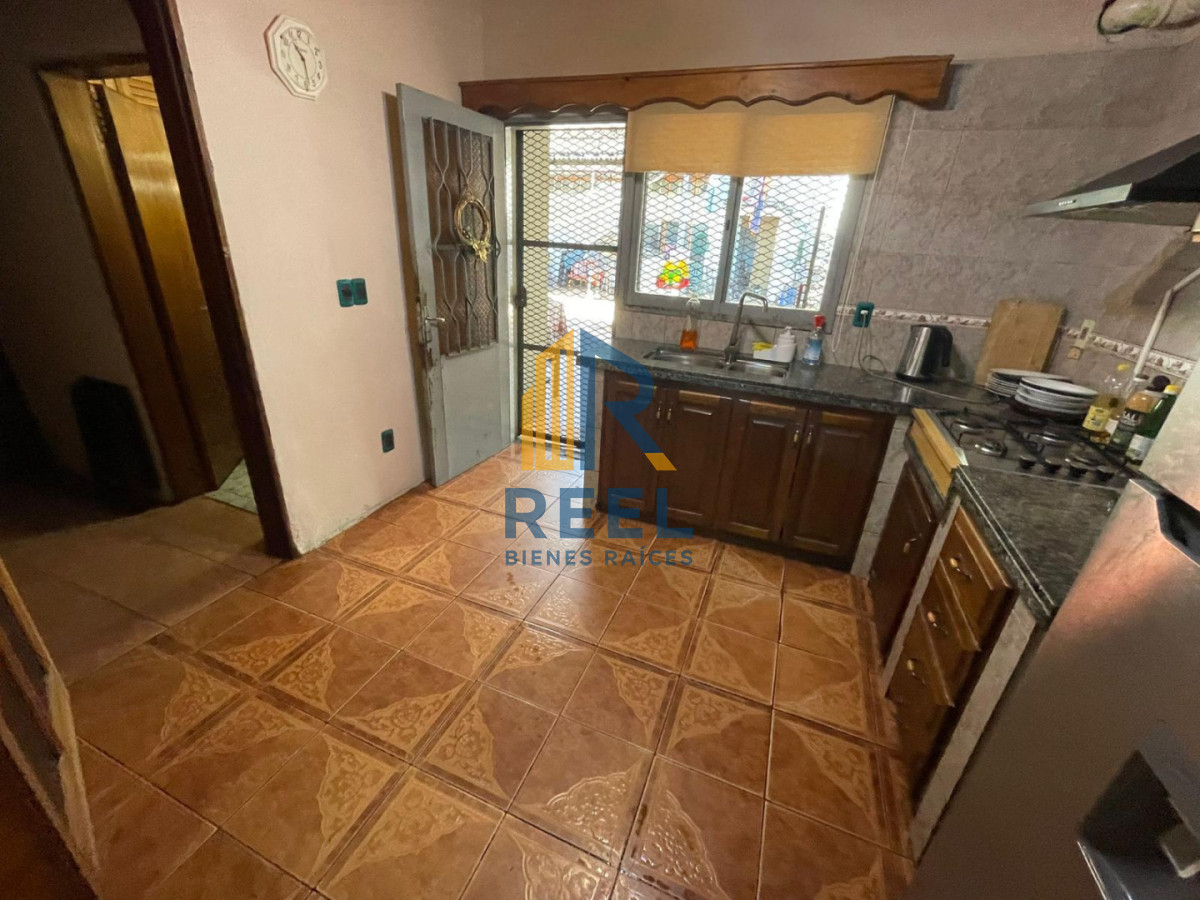 Casa ID.528 - Casa 5 dormitorios 2 baños