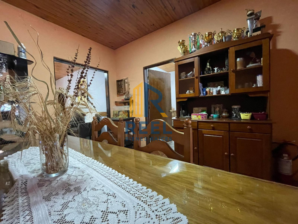 Casa ID.528 - Casa 5 dormitorios 2 baños