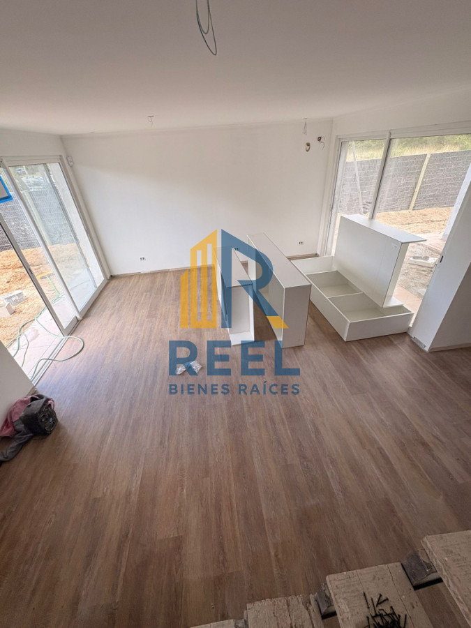 Casa ID.257 - Casa a Estrenar Jardines de Cordoba sobre Avenida 3 Dorimtorios