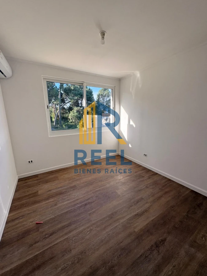 Casa ID.257 - Casa a Estrenar Jardines de Cordoba sobre Avenida 3 Dorimtorios