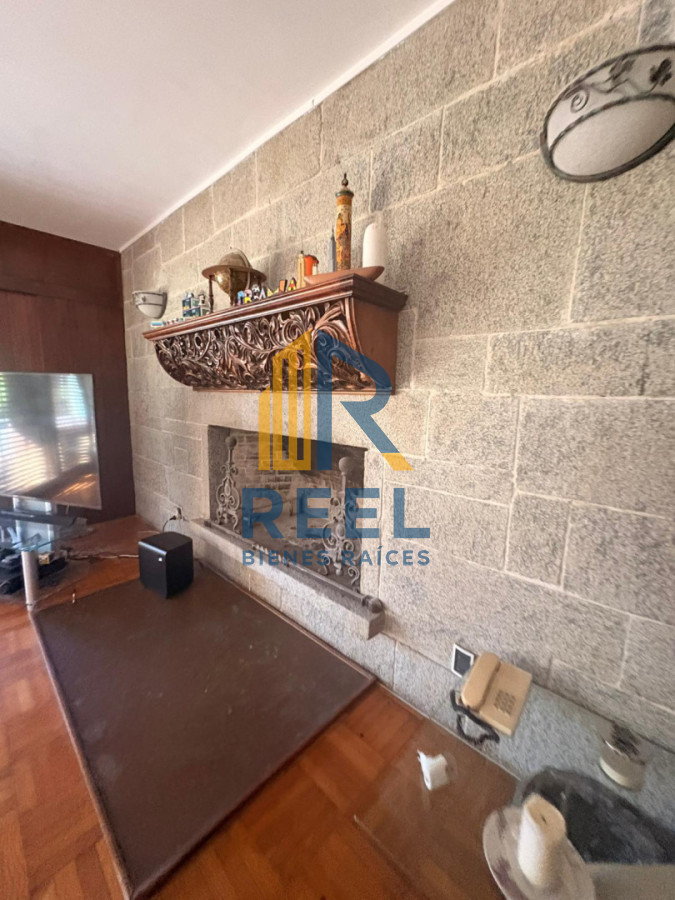 Casa ID.553 - Chacra en el Corazon de Solanas 707 m2 construidos 11.203 m2 de Terreno