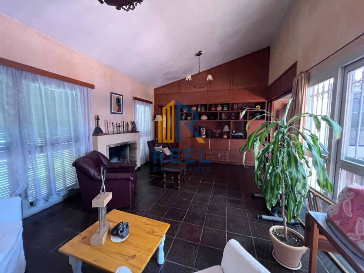 Casa ID.525 - Casa 3 dormitorios sobre avenida en Paysandu