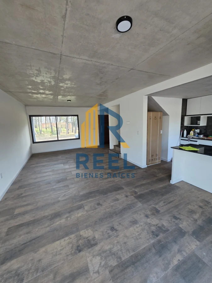 Casa ID.251 - Casa a estrenar 3 Dorimtorios 100mt Mar 40 playa mansa