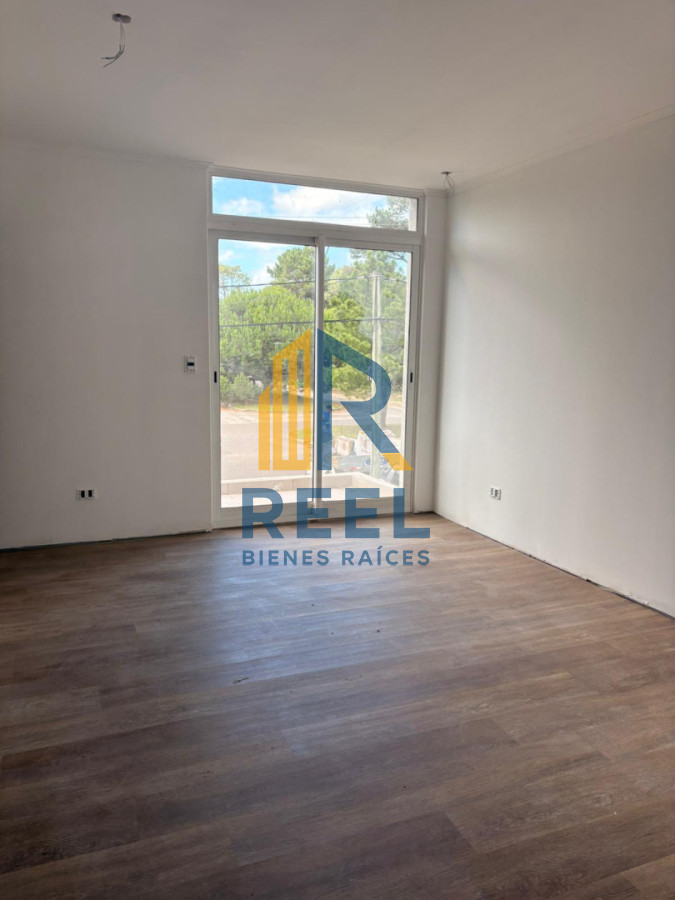 Casa ID.257 - Casa a Estrenar Jardines de Cordoba sobre Avenida 3 Dorimtorios