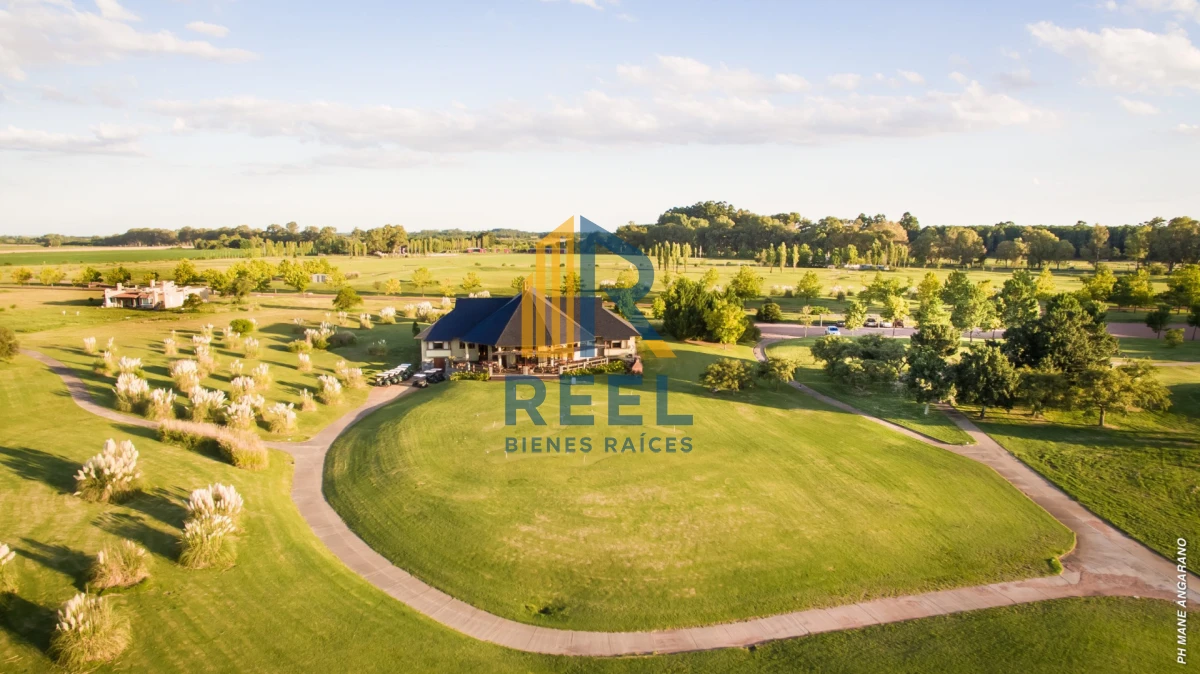 Casa ID.218 - 🏡 Propiedad Exclusiva en Carmelo Golf & Resort