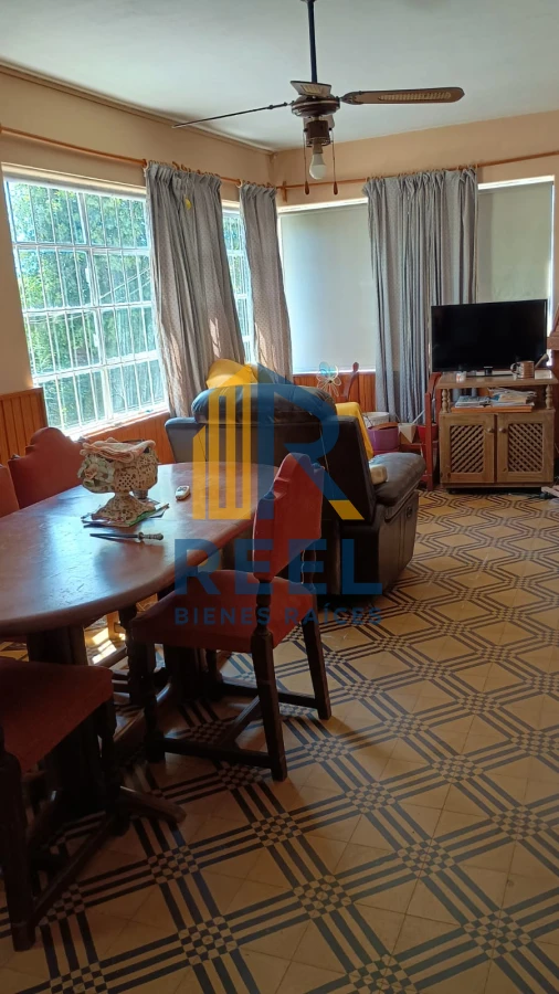 Casa ID.167 - Chalet de 300m2 con terreno de 2020m2 en 18 Julio Paso de los Toros