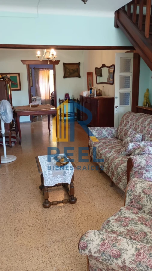 Casa ID.167 - Chalet de 300m2 con terreno de 2020m2 en 18 Julio Paso de los Toros