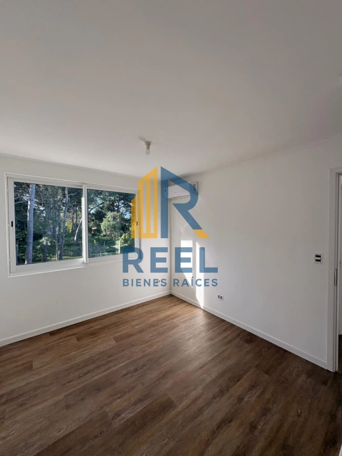 Casa ID.257 - Casa a Estrenar Jardines de Cordoba sobre Avenida 3 Dorimtorios